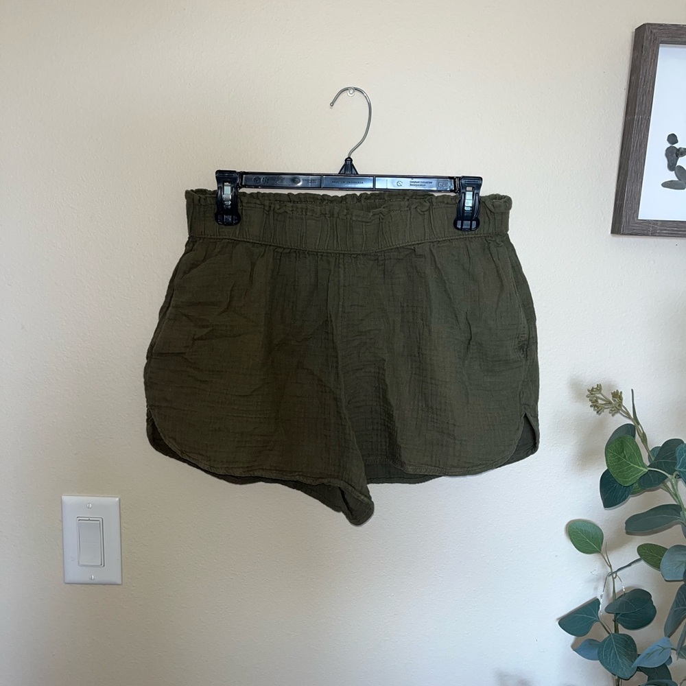 Universal Thread Shorts